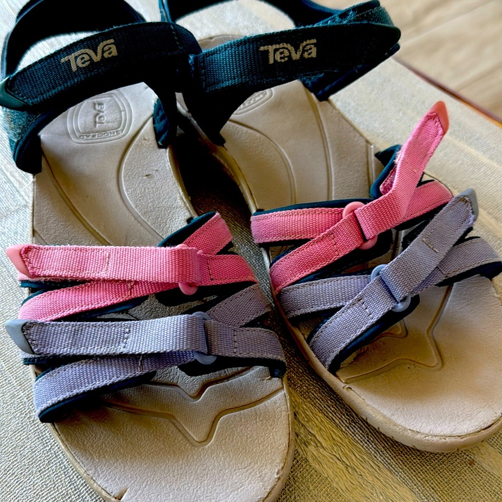 Teva Tirra Hiking Sandals Blue Pink Purple Gray Womens 7.5 UK 5.5 EU 38.5